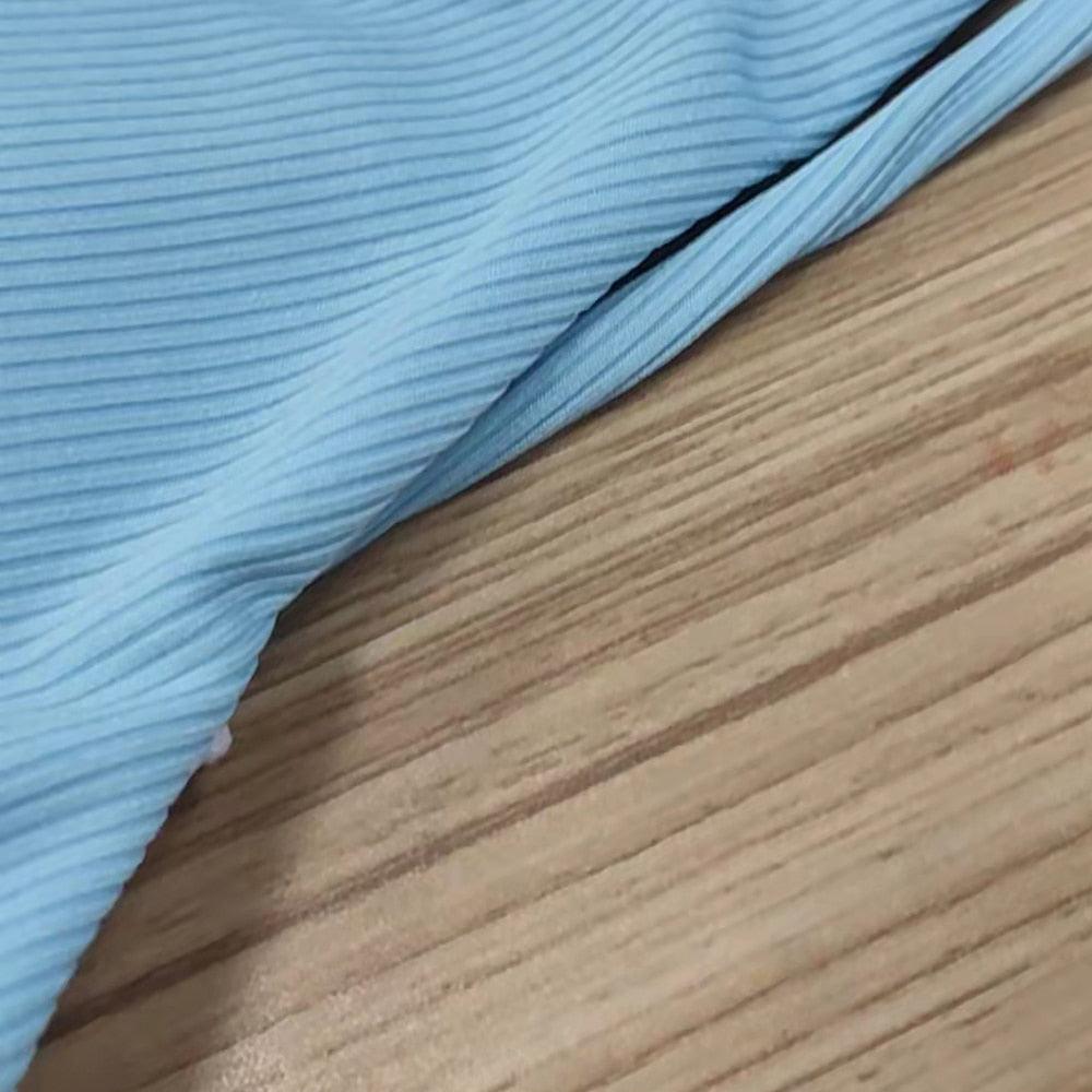 Conjunto de Bikini de Cuello Alto para Mujer - Traje de Baño Elegante y Cómodo