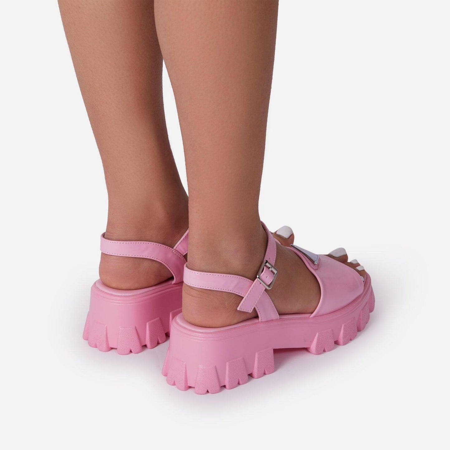 Sandales à plateforme pour femmes avec boucle - Chaussures d'été élégantes