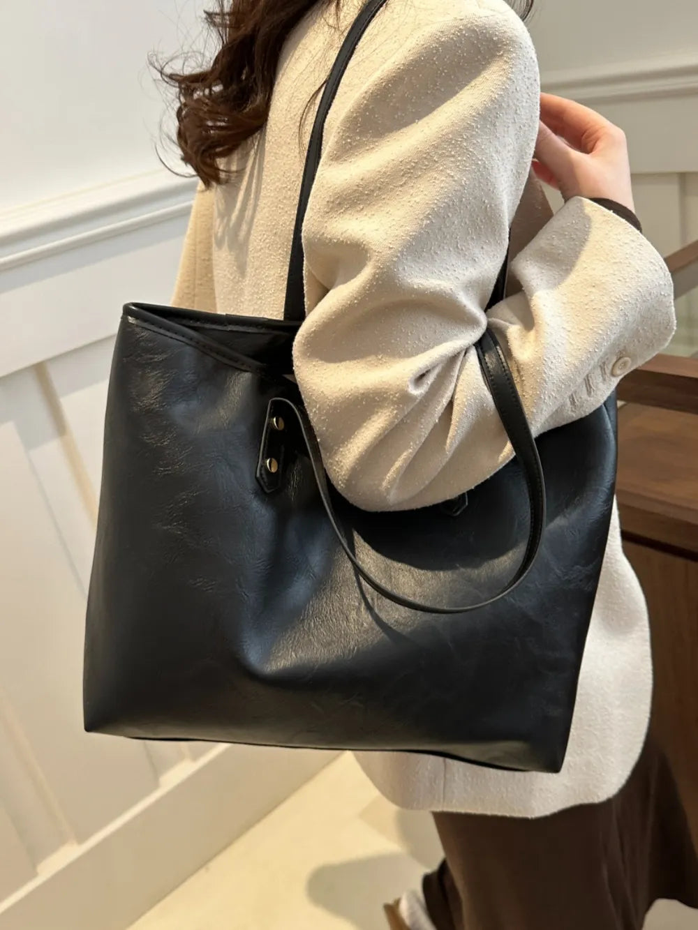 Elegant PU Leather Medium Shoulder Bag