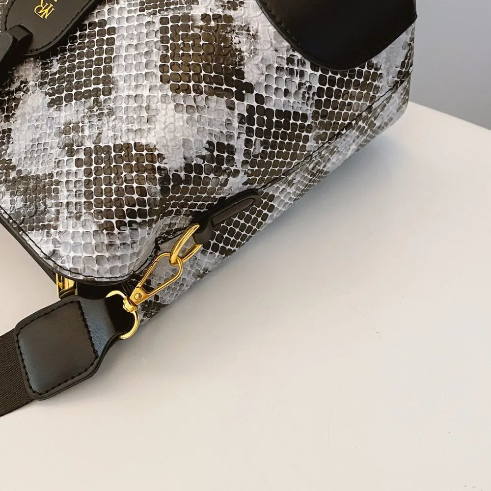 PU Leather Snakeskin Print Crossbody Bag - Korvel