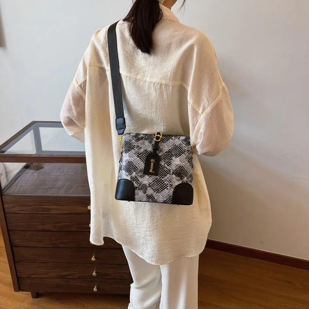 PU Leather Snakeskin Print Crossbody Bag - Korvel