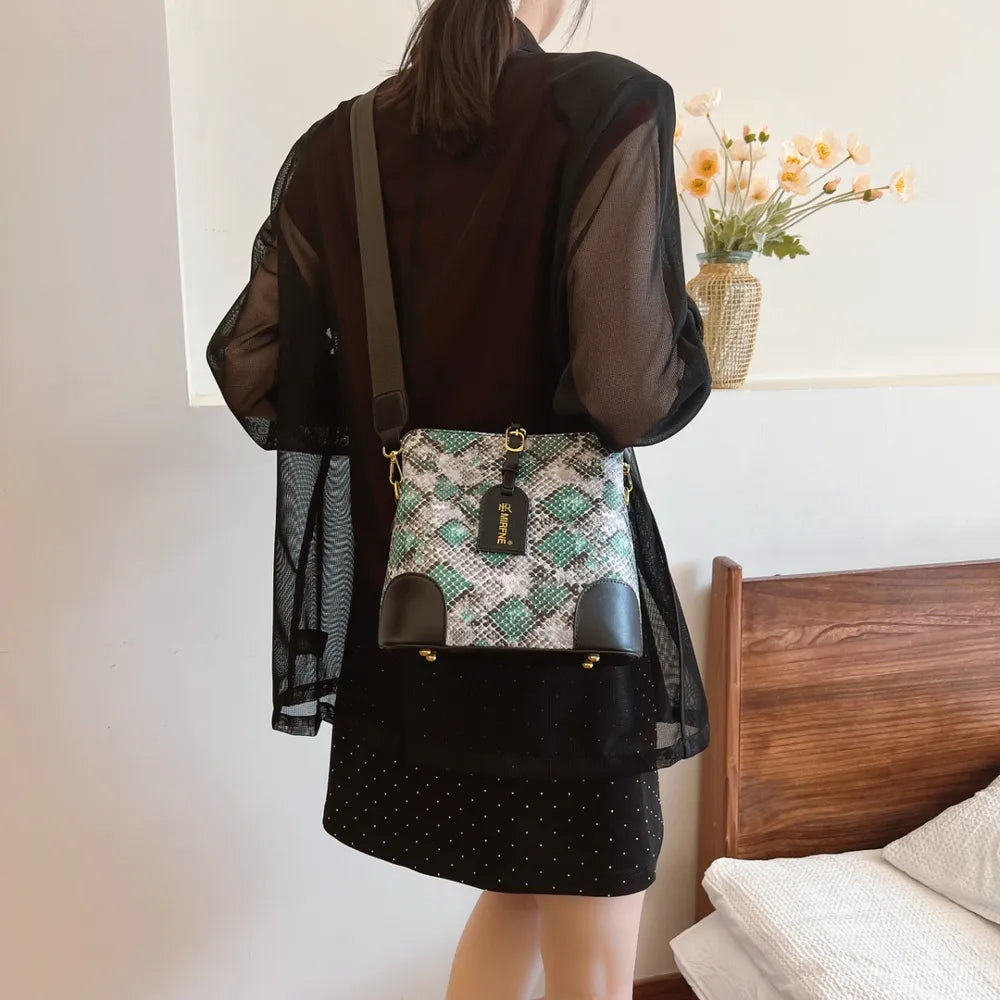 PU Leather Snakeskin Print Crossbody Bag - Korvel