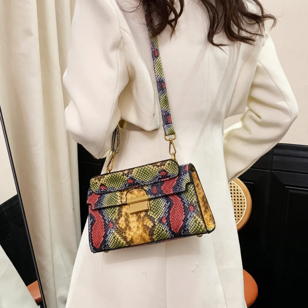 Elegant PU Leather Snakeskin Print Crossbody Bag