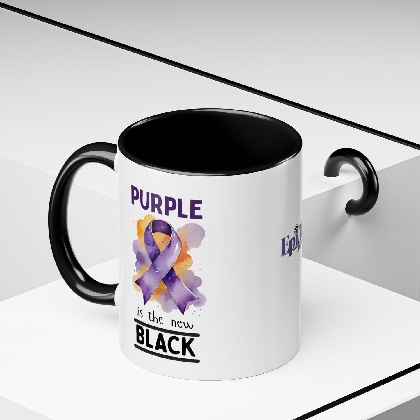 Taza de Café con Acento de Cinta Púrpura