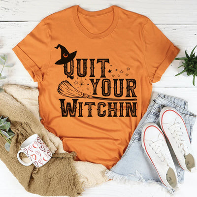Deja tu camiseta de brujería