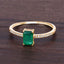 Anillo de Compromiso de Esmeralda Zambiana de 0.59 Quilates y Diamante en Oro Amarillo de 14K