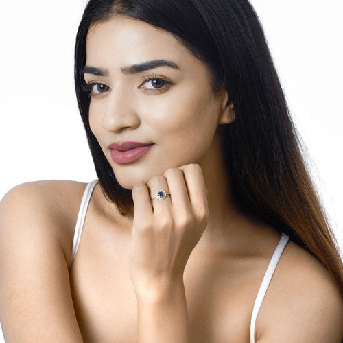 Bague de fiançailles en saphir bleu de 0,78 carat et diamant en or blanc 14K