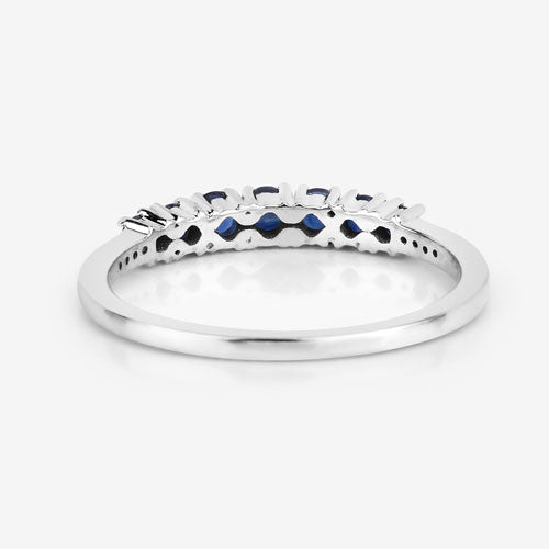 Bague en Or Blanc 14K avec Saphir Bleu de 0,45 Carat et Diamants Blancs