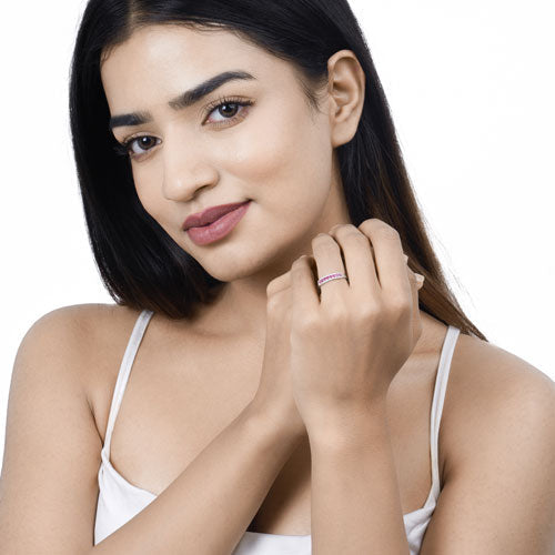 Anillo de Compromiso de Rubí de 0.47 Quilates y Diamante Blanco en Oro Blanco de 14K