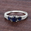 Bague en or blanc 14K avec saphir bleu et diamants de 1,08 carat