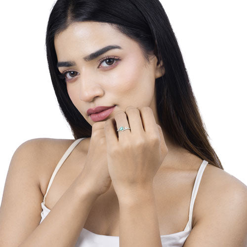 Bague de fiançailles en or blanc 14K avec émeraude zambienne de 0,51 carat et diamants