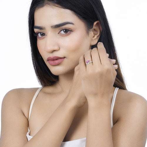 Bague de fiançailles en or blanc 14K avec rubis et diamants de 0,71 carat