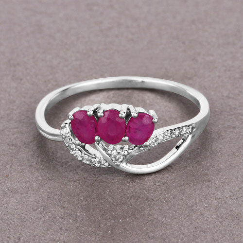 Bague de fiançailles en or blanc 14K avec rubis et diamants de 0,71 carat