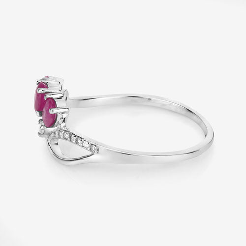 Bague de fiançailles en or blanc 14K avec rubis et diamants de 0,71 carat