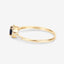 Anillo de Zafiro Azul de 0.38 Quilates y Diamante Blanco en Oro Amarillo de 14K