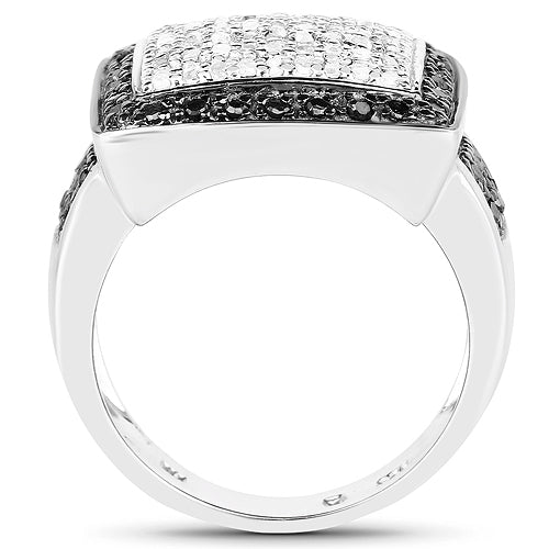 Anillo de Compromiso de Diamante Negro y Blanco de 0.61 Quilates en Plata de Ley