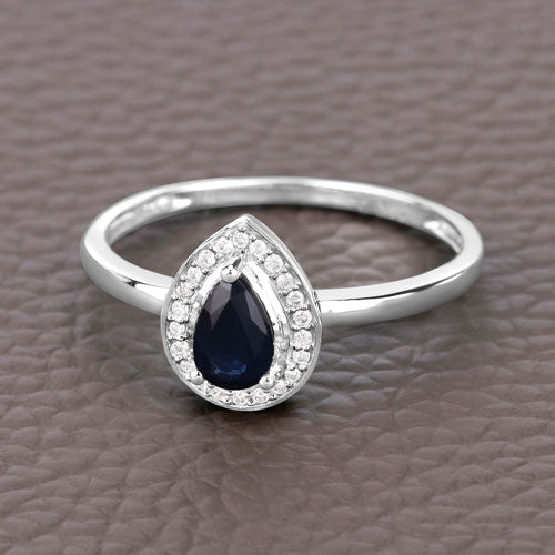 Anillo de Compromiso de Zafiro Azul y Diamante de 0.48 Quilates en Oro Blanco de 14K