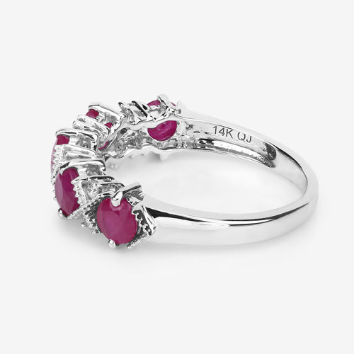 Anillo de Compromiso de Rubí y Diamante de 1.61 Quilates en Oro Blanco de 14K