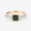 Anillo de 0.72 quilates de turmalina verde y diamante blanco en oro amarillo de 14 quilates