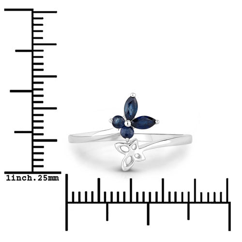 Bague de fiançailles en saphir bleu de 0,26 carat en argent sterling .925