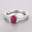 Bague de fiançailles en or blanc 10K avec rubis et diamants de 0,95 carat