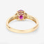 Anillo de Compromiso de Rubí y Diamante de 0.95 Quilates en Oro Amarillo de 10K