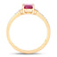 Anillo de Compromiso de Rubí y Diamante de 0.95 Quilates en Oro Amarillo de 10K