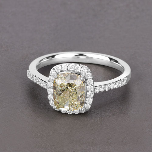 Bague de fiançailles en diamant jaune clair de 2,05 carats certifiée IGI