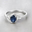 Bague de fiançailles en or blanc 10K avec saphir bleu et diamants de 0,98 carat