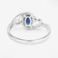 Bague de fiançailles en or blanc 10K avec saphir bleu et diamants de 0,98 carat