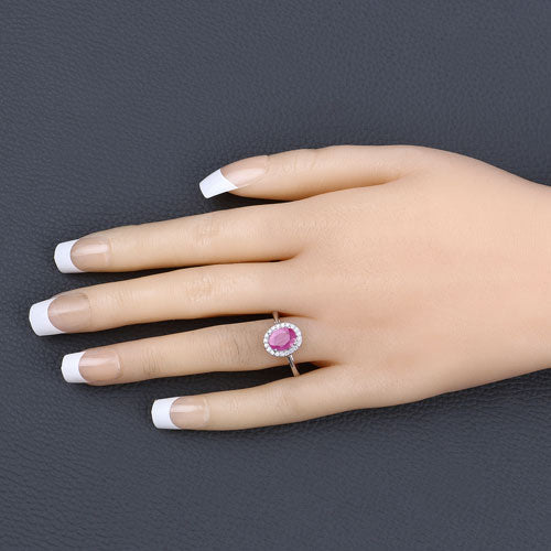 Anillo de Rubí y Diamante Blanco de 1.83 Quilates en Oro Blanco de 14K