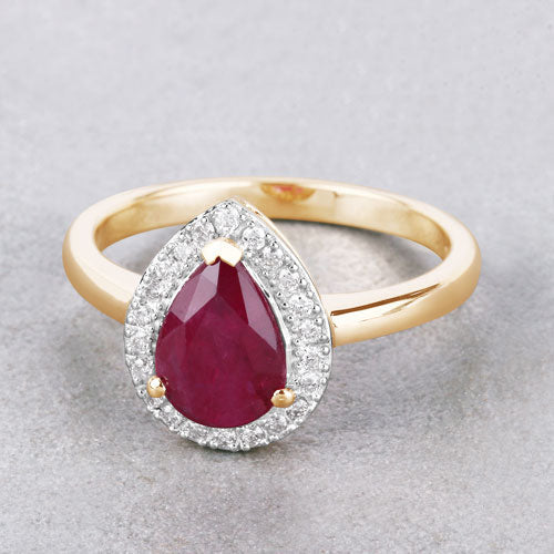 Anillo Halo de Rubí y Diamantes de 1.38 Quilates en Oro Amarillo de 14K