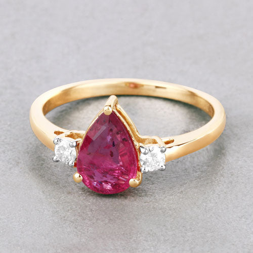 1.08 Carat Ruby and Diamond 14K Yellow Gold Engagement Ring