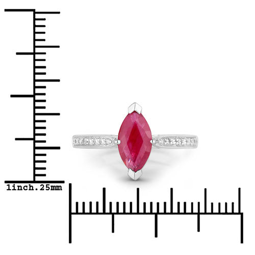 Anillo de Compromiso de Rubí y Diamante de 1.51 Quilates en Oro Blanco de 14K