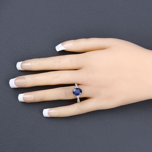 Anillo de Zafiro Azul y Diamante de 3.28 Quilates en Oro Amarillo de 14K