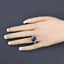 Anillo de Compromiso de Zafiro Azul y Diamante de 6.49 Quilates en Oro Blanco de 14K