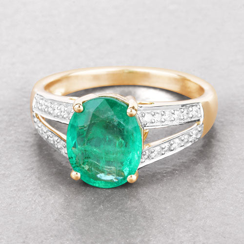 Anillo de Compromiso de Esmeralda Zambiana y Diamante de 2.29 Quilates en Oro Amarillo de 14K