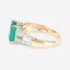 Anillo de Compromiso de Esmeralda Zambiana y Diamante de 2.29 Quilates en Oro Amarillo de 14K