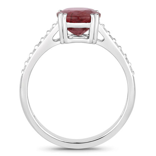 Anillo de Compromiso de Rubí y Diamante de 2.20 Quilates en Oro Blanco de 14K