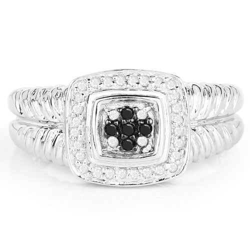 Anillo de Compromiso de Diamante Negro y Blanco de 0.19 Quilates en Plata de Ley