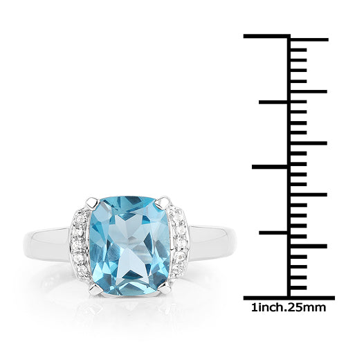 Anillo de plata esterlina con topacio azul de Londres y topacio blanco de 3.55 quilates