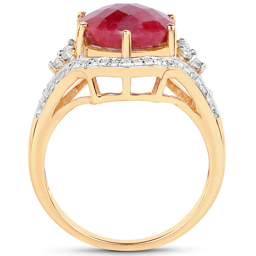 Anillo de Rubí y Topacio Blanco Bañado en Oro Amarillo de 14K