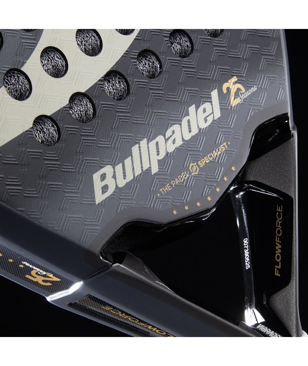 Pala de Padel Bullpadel Flow Legend 26