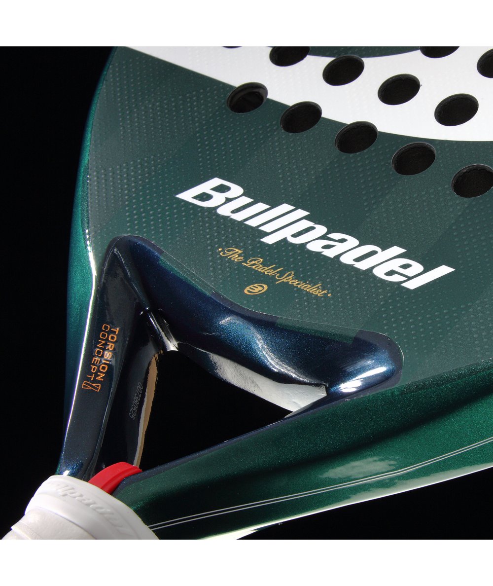 Bullpadel Padel Racket Icon 26 - Rendimiento Premium