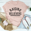 Raising Believers La camiseta del club de mamás que oran