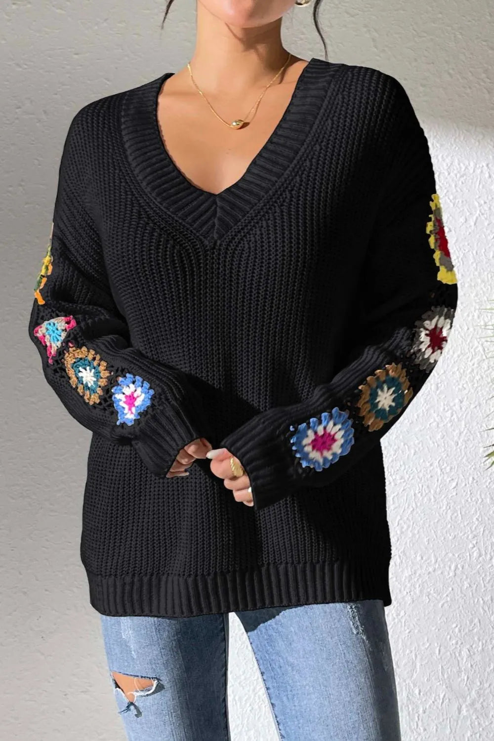 Suéter de V-Neck con Flores de Gancho a Mano en Color Mezclado