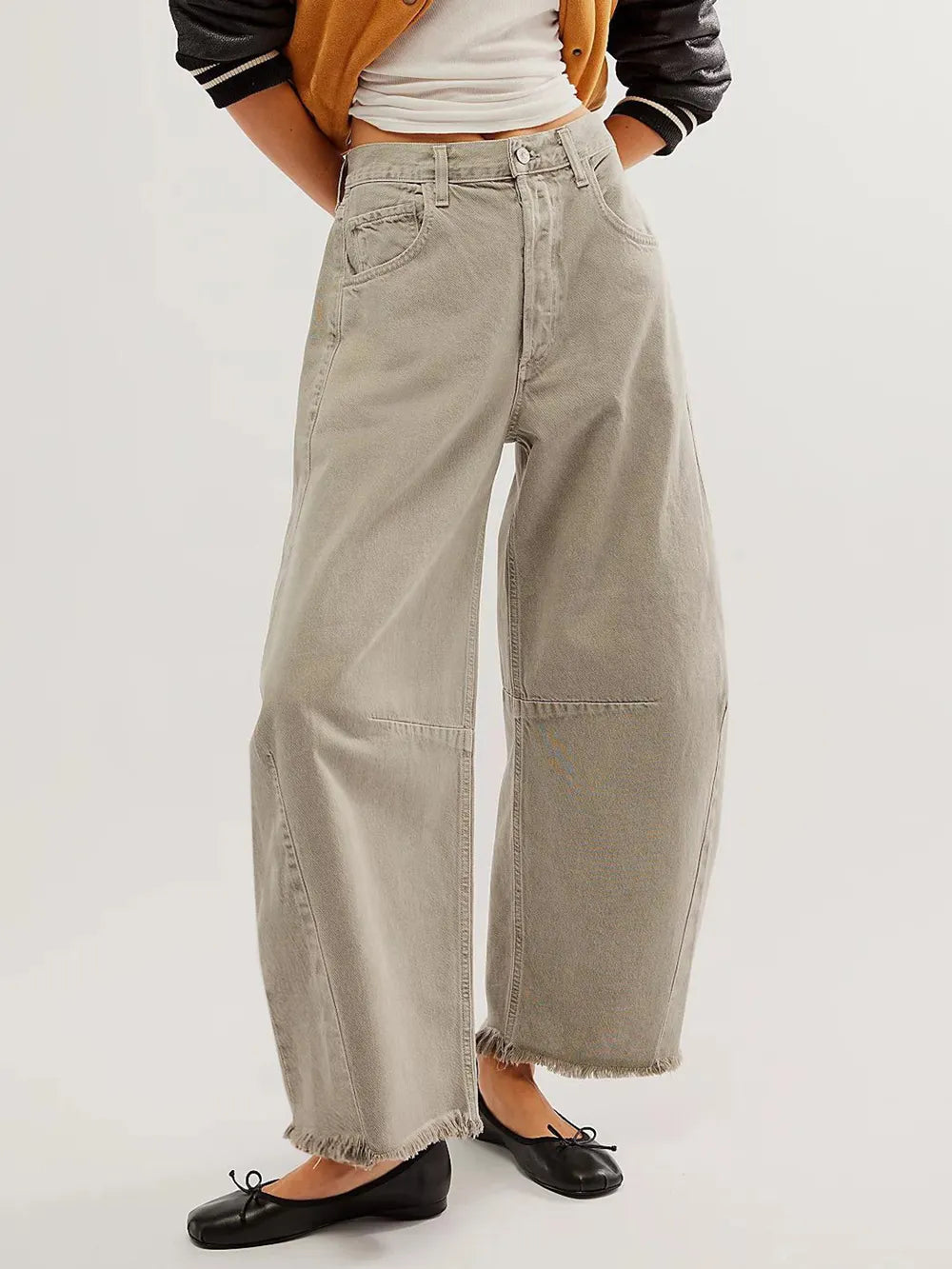 Raw Hem Wide Leg Jeans with Pockets - Korvel