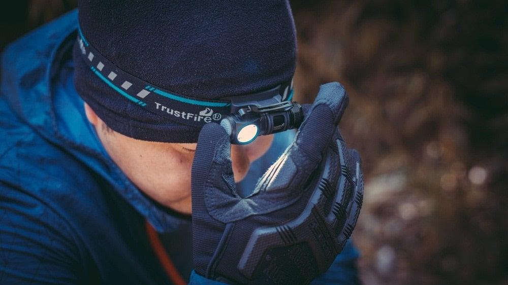 Linterna LED recargable de alto lumen - Magnética y resistente al agua