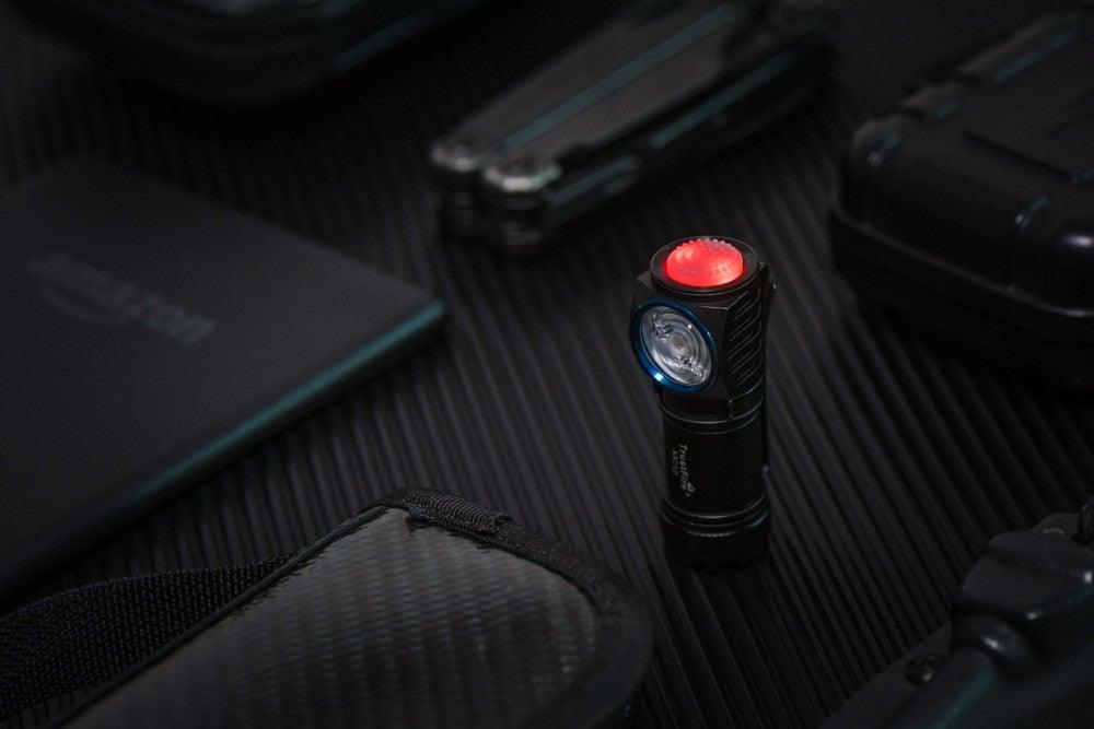 Linterna LED recargable de alto lumen - Magnética y resistente al agua