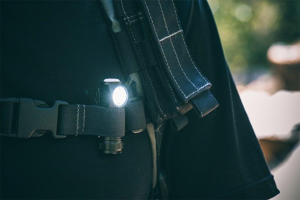 Linterna LED recargable de alto lumen - Magnética y resistente al agua